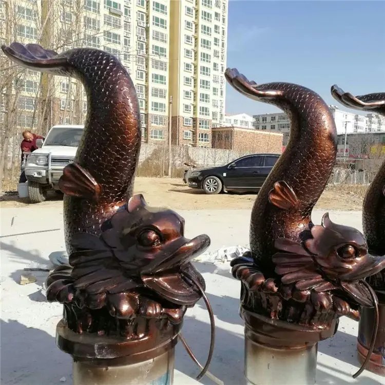 涌动之韵 玻璃钢鱼喷泉雕塑的设计之美